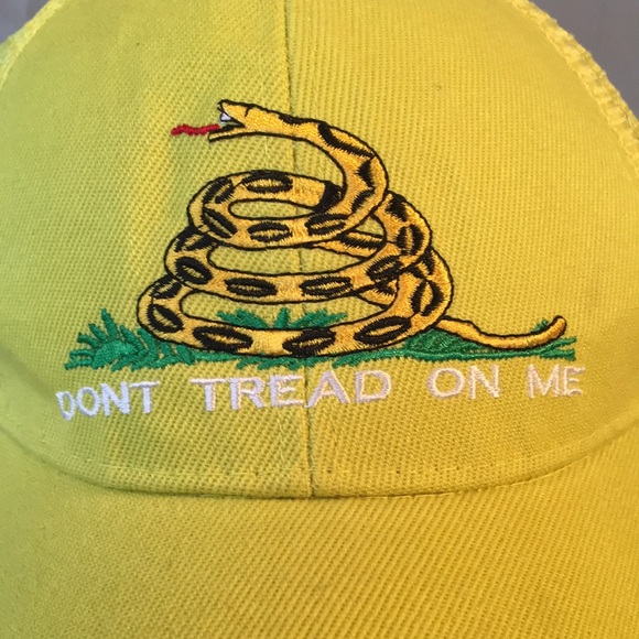 Don’t Tread On Me yellow cap 6 panel mesh back SnapBack hat - Picture 11 of 12